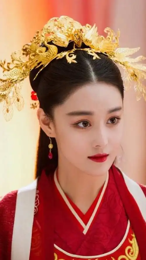 20:07:26花谢花飞花满天·张馨予古装新娘何惧刹那年华同采自www