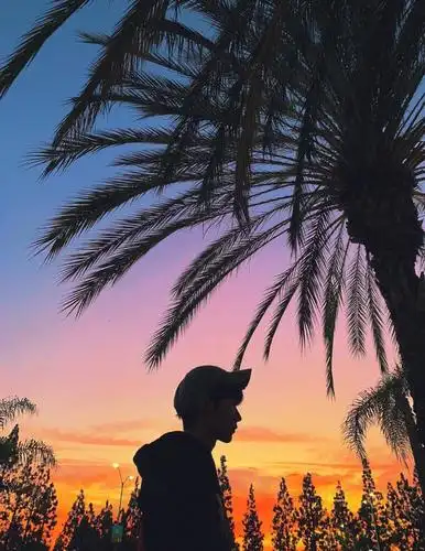 王源剪影图片合集,360度帅气无死角