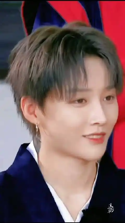 雨雨露齿笑7070雨雨露齿笑927070#刘雨昕打卡吧吃货团#特别