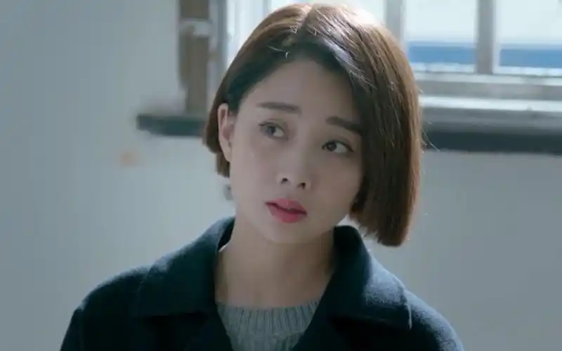 鸡毛飞上天:骆玉珠火爆脾气,竟然打人进监狱,亿万老总挺嚣张!