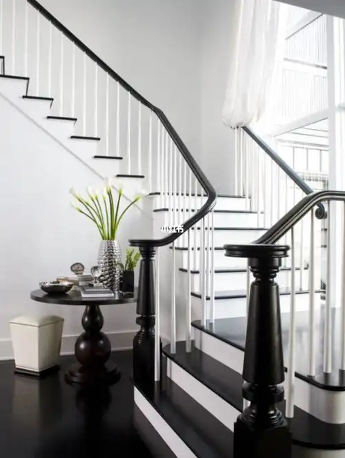 成都实木楼梯简美现代实木楼梯扶手栏杆