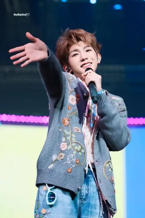 王源这种饭撒一定要缠上我##王源客厅狂欢巡演