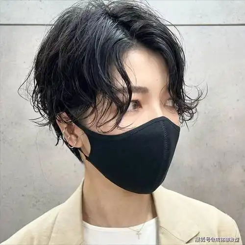 超a短发烫发来了!个性十足,让你在人群中脱颖而出!_发型_自然_卷发