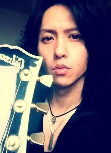 黑豹主唱张淇个人资料介绍及张淇照片