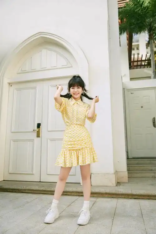 赖美云做客《元气满满的哥哥》 大胆挑战素颜上阵捉迷藏