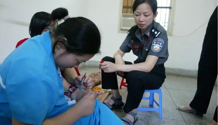 武汉市第一看守所女囚临死前的十二小时_高清图集_新浪网