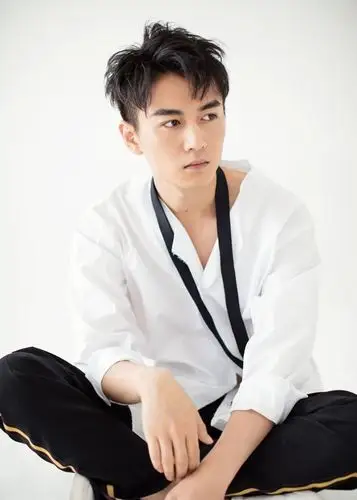 明星陈晓80后实力偶像演员,阳光帅气,是人们喜爱的艺人_高清图集_新浪