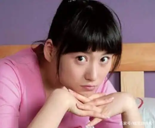 家有儿女:同样饰演小雪,一个成大长腿女神,一个成国民初恋!