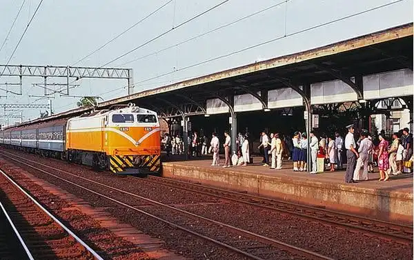 摄影师镜头下1980年的中国台湾老照片