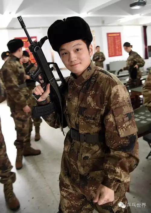 建个楼记录一下考古到的樊振东选手小熊猫成长纪实多图预警持续更