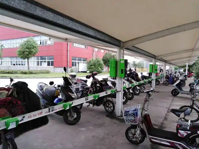 比手机还先进全国首条电动自行车无线充电带落地比有线充得快