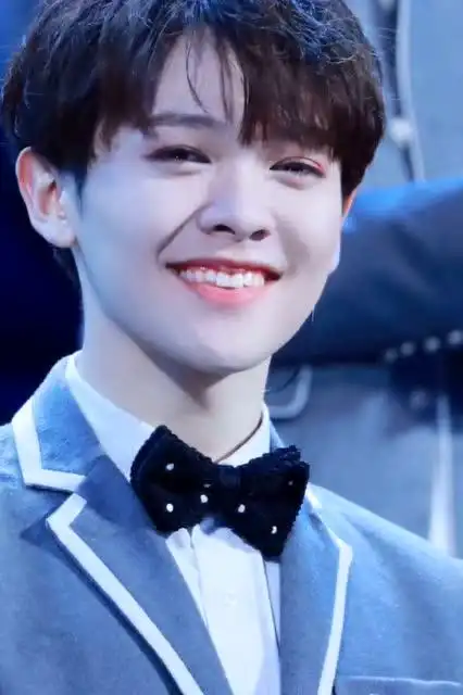 【尤长靖】你笑起来真好看,治愈笑容图集!