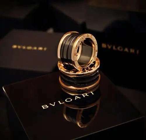 bvlgari, burberry品牌logo用字小叙