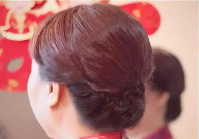 妈妈婚宴气质盘发发型儿子结婚妈妈穿什么衣服