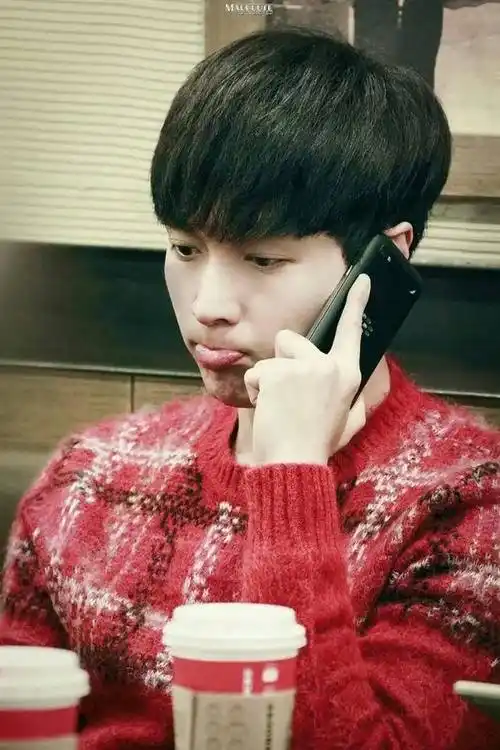 呆萌"小绵羊"张艺兴 治愈系暖男