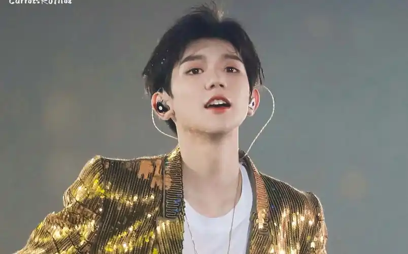 【王源】只要有想见的人,就不是孤身一人.星星眼男孩有好好长大.