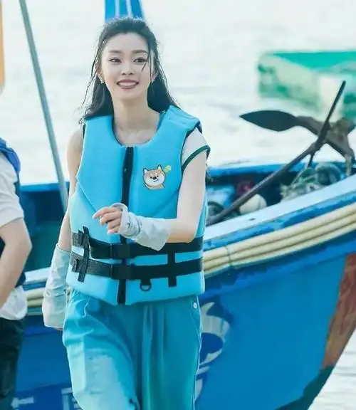 宋轶穿旗袍夺魂a4腰白敬亭有福完美腰臀比让人羡慕