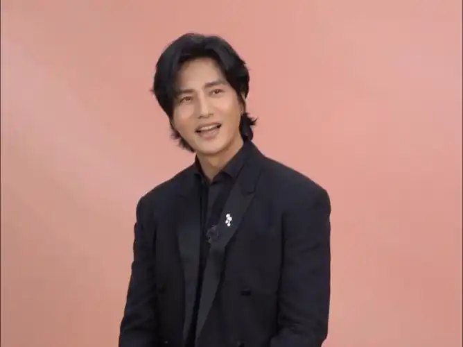 重庆崽儿陈坤今年将在2024川渝春晚舞台上带来怎样精彩的表演?