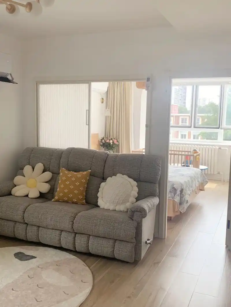 看55平原木风小户型如何改三室一厅!