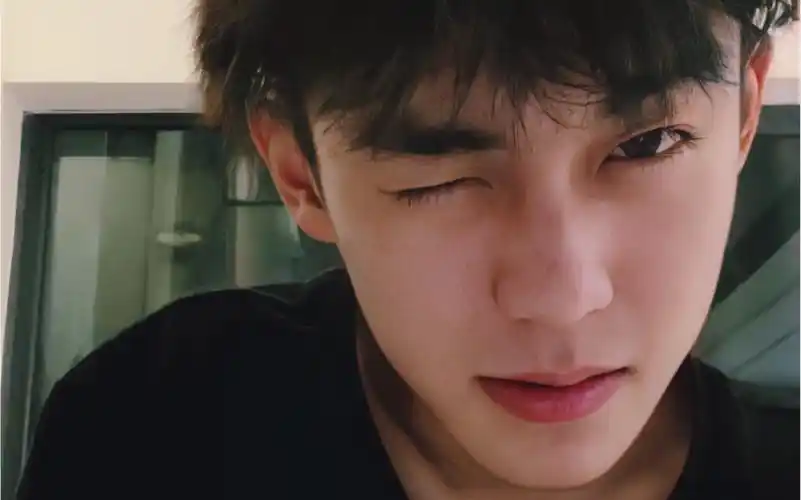 13晚3.14凌晨余庆伟直播录屏全部 直接封神.