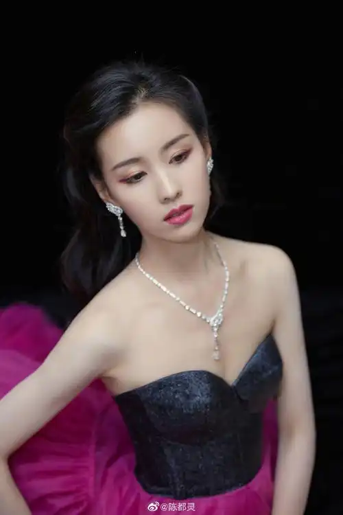 elle风尚大典##陈都灵谐音梗