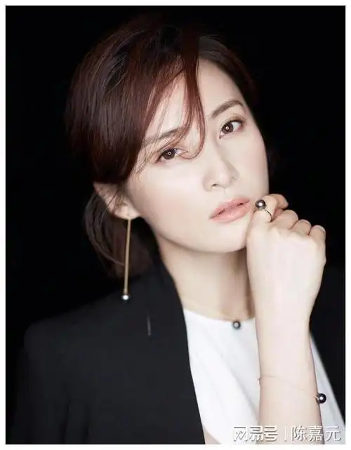 蒋勤勤:我这一生正确的决定,就是在43岁冒险为老公生下儿子