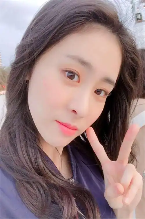 歌手张碧晨:和华晨宇生子,曾是exo私生饭?为刘亦菲蛰伏18年