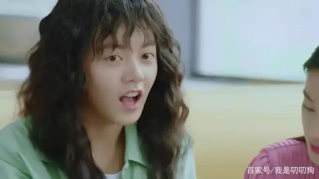 《初恋那件小事》夏淼淼成功逆袭,丑小鸭变天鹅,白竟是女神标配