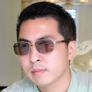 高档 天然水晶石眼镜 时尚中老年男款 太阳镜 墨镜 防辐射 养眼