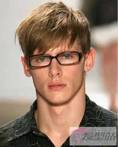 男生菱形脸留什么发型这几款帅气有型又修颜