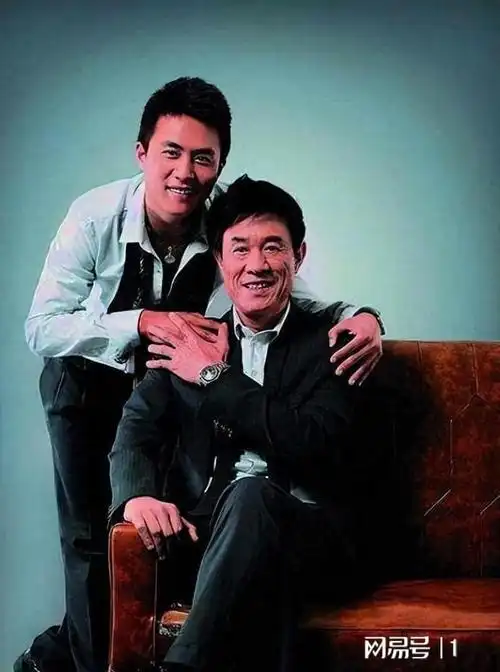 他曾是娱乐圈公认的"花心大萝卜",却爱上了比自己大7岁的女人|杜淳