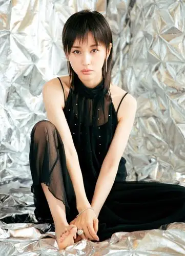 bazzar明星慈善# 王子文