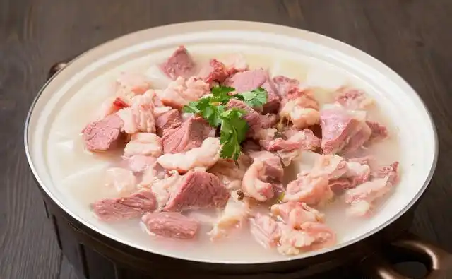 清炖原汁牛肉的做法(清炖牛肉汤的做法最正宗的做法)