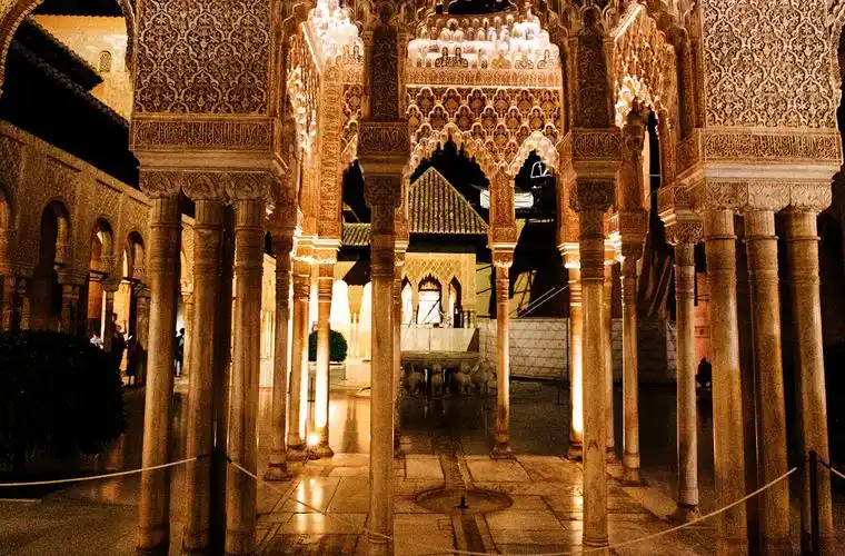 其它 啊尔汗不拉宫—红宫 写美篇阿拉伯最后一个国王建造的王宫 pose