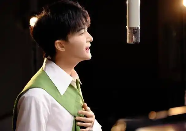 邵阳人民的骄傲——周深,他的母校乌克兰利沃夫国立音乐学院如何