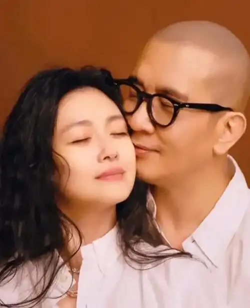 窘迫住不起豪宅大s体面被汪小菲撕开细看资产把她想简单了