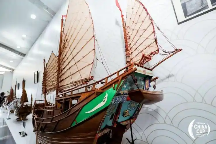 迄今发现的造型最大的木制古帆船金华兴号整个中国海岸线保存最完好的