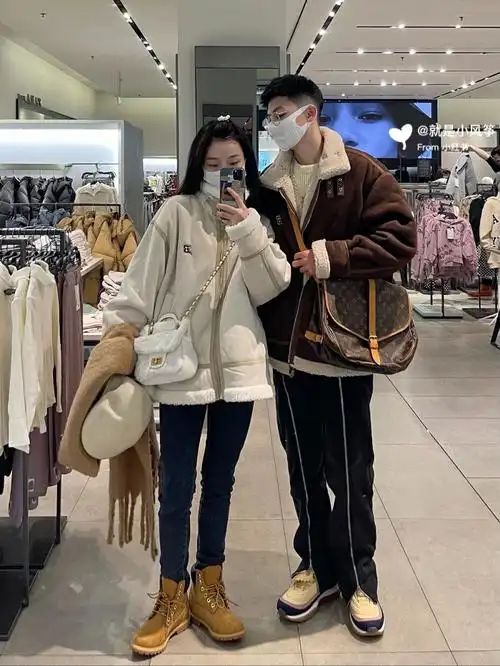 恋爱进行时7278158175冬季情侣穿搭