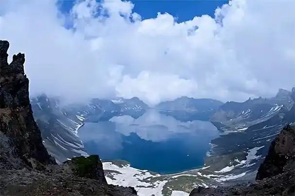二战结束后,两万日军躲进长白山拒不投降,现今也没发现其踪迹