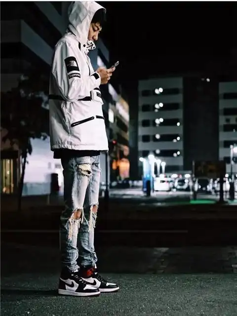 为什么吴亦凡穿aj1看起来这么帅?那是因为他真的会搭配