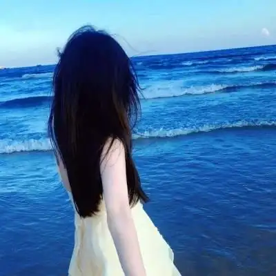 头像女简单干净气质背影