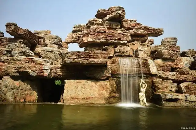 做大型假山,该如何选择假山石头?需要注意哪些