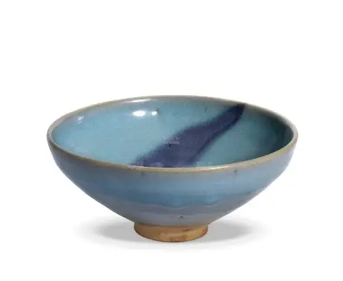宋钧窑天蓝釉紫斑碗