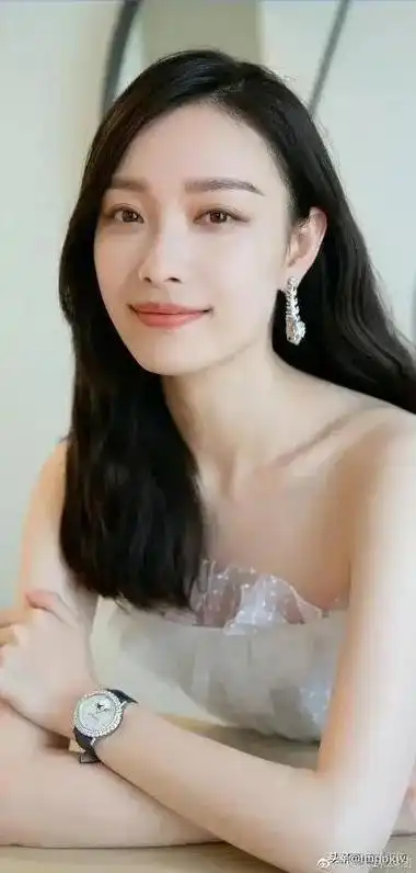 看倪妮出道前的照片,才知道张艺谋眼光多毒!同学爆料:本色出演