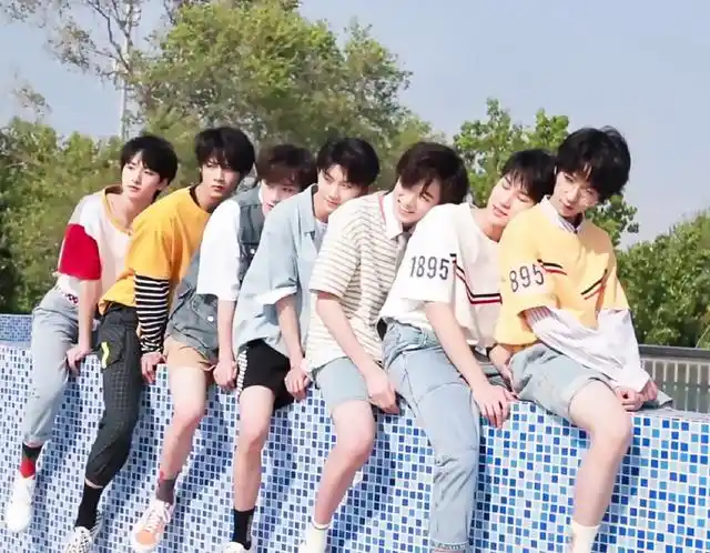 tnt七位队员的应援色是什么?