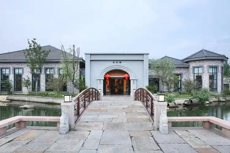 热烈祝贺绍兴开元大禹观堂度假酒店加入2018中国酒店业hdesign百强