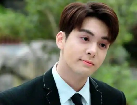 曾舜晞新剧太圈粉了,虽然不适合演霸总,但剧情设定很成功_陆昭西_叶时