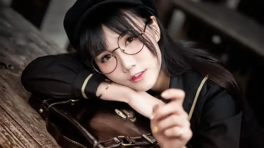 文艺美女壁纸封面图文艺 美女壁纸【229】壁纸于2020-06-16上传元气