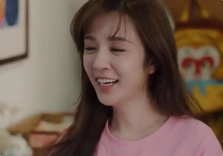 这一次,被勒出赘肉的王晓晨,把她的"中年尴尬"展现得淋漓尽致