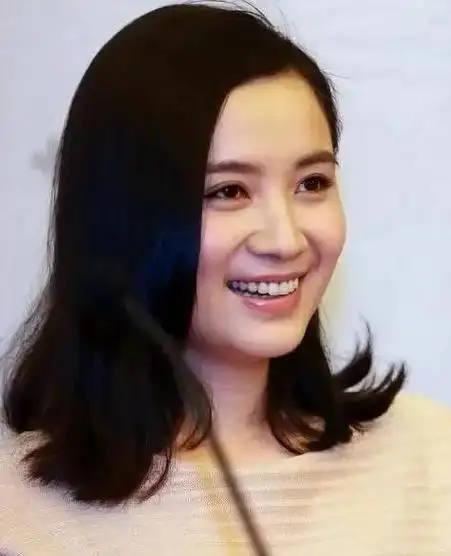 《人世间》的周蓉让人恨不起来,戏外小宋佳的5段感情也很波折